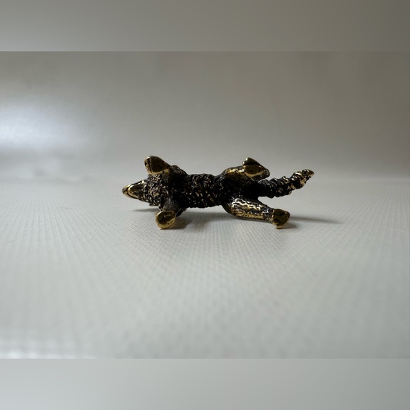 Small Miniature Solid Brass Hunting Dog Retriever Figurine 2” Long by 1.5” Tall - Picture 7 of 7